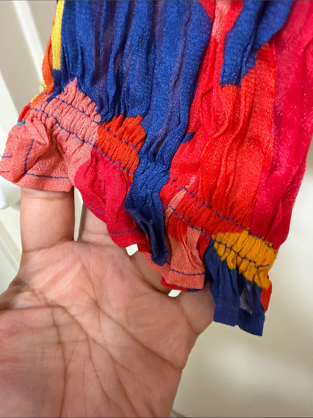 Multicolor Abstract Crinkle Long-Sleeve Blouse - Picture 2 of 6